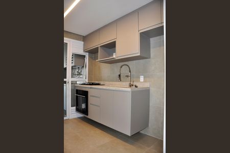 Apartamento para alugar com 70m², 2 quartos e 2 vagas Apartamento para alugar com 70m², 2 quartos e 2 vagasDetalhe - Cozinha Americana