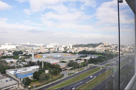 Apartamento para alugar com 70m², 2 quartos e 2 vagas Apartamento para alugar com 70m², 2 quartos e 2 vagasDetalhe - Vista da Varanda da Sala e Sala de Jantar