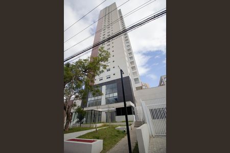 Fachada de apartamento para alugar com 2 quartos, 70m² em Parque Sao Domingos, São Paulo