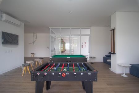 Apartamento à venda com 70m², 2 quartos e 2 vagas Apartamento à venda com 70m², 2 quartos e 2 vagasSalão de jogos