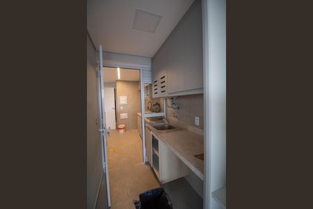 Área de Serviço de apartamento para alugar com 2 quartos, 70m² em Parque Sao Domingos, São Paulo