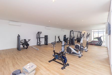Apartamento para alugar com 100m², 3 quartos e 2 vagas Apartamento para alugar com 100m², 3 quartos e 2 vagasÁrea comum - Academia