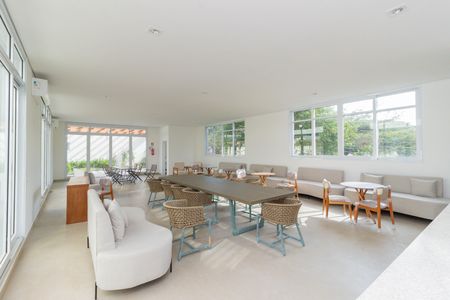 Apartamento para alugar com 100m², 3 quartos e 2 vagas Apartamento para alugar com 100m², 3 quartos e 2 vagasÁrea comum - Salão de festas