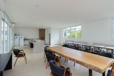 Apartamento para alugar com 100m², 3 quartos e 2 vagas Apartamento para alugar com 100m², 3 quartos e 2 vagasÁrea comum - Churrasqueira
