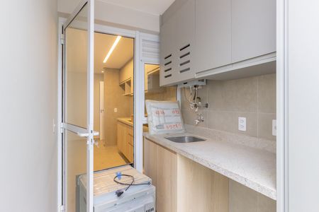 Apartamento para alugar com 100m², 3 quartos e 2 vagas Apartamento para alugar com 100m², 3 quartos e 2 vagasLavanderia