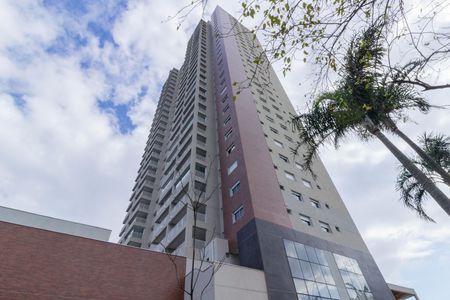Apartamento para alugar com 100m², 3 quartos e 2 vagas Apartamento para alugar com 100m², 3 quartos e 2 vagasFachada