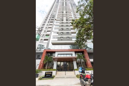 Apartamento para alugar com 107m², 3 quartos e 2 vagas Apartamento para alugar com 107m², 3 quartos e 2 vagasFachada