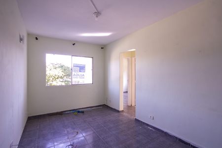 Sala de apartamento para alugar com 2 quartos, 69m² em Colubandê, São Gonçalo