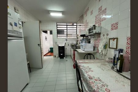 Casa à venda com 213m², 3 quartos e 3 vagas