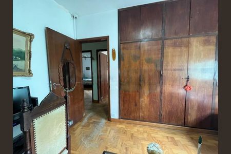 Casa à venda com 3 quartos, 213m² em Vila Mariana, São Paulo