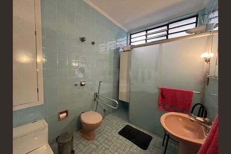 Casa à venda com 213m², 3 quartos e 3 vagas