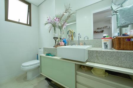 Apartamento à venda com 68m², 2 quartos e 2 vagas Apartamento à venda com 68m², 2 quartos e 2 vagasBANHEIRO2
