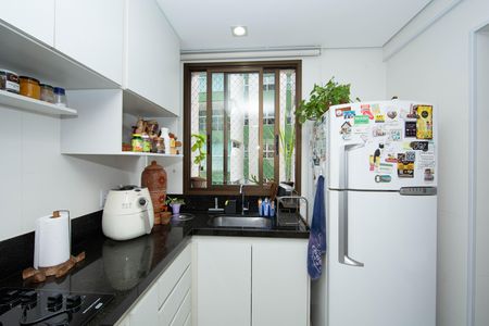Apartamento à venda com 68m², 2 quartos e 2 vagas Apartamento à venda com 68m², 2 quartos e 2 vagasCOZINHA