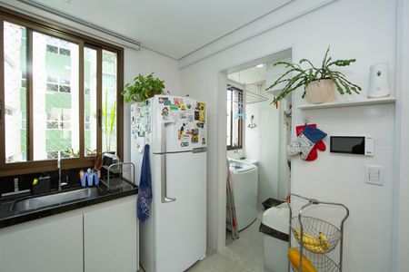 Apartamento à venda com 68m², 2 quartos e 2 vagas Apartamento à venda com 68m², 2 quartos e 2 vagasCOZINHA