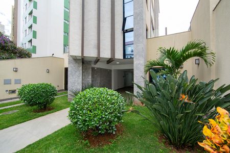 Apartamento à venda com 68m², 2 quartos e 2 vagas Apartamento à venda com 68m², 2 quartos e 2 vagasFACHADA