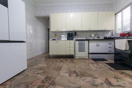 Casa à venda com 254m², 5 quartos e 1 vaga Casa à venda com 254m², 5 quartos e 1 vagaCasa 1 - Cozinha