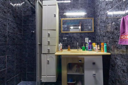 Casa à venda com 254m², 5 quartos e 1 vaga Casa à venda com 254m², 5 quartos e 1 vagaCasa 1 - Banheiro 1