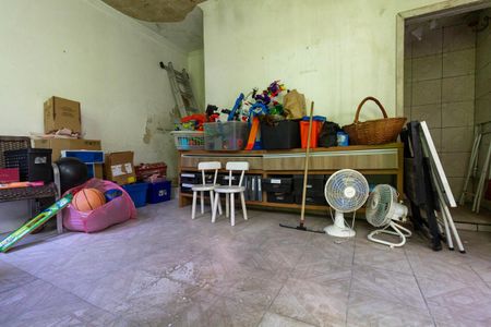 Casa à venda com 254m², 5 quartos e 1 vaga Casa à venda com 254m², 5 quartos e 1 vagaCasa 2