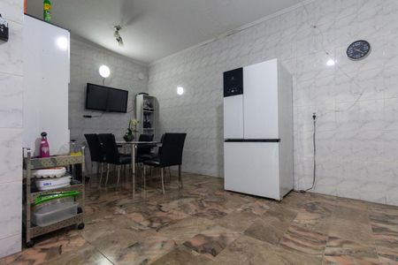 Casa à venda com 254m², 5 quartos e 1 vaga Casa à venda com 254m², 5 quartos e 1 vagaCasa 1 - Cozinha