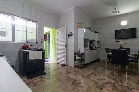 Casa à venda com 254m², 5 quartos e 1 vaga Casa à venda com 254m², 5 quartos e 1 vagaCasa 1 - Cozinha