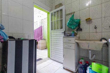 Casa à venda com 254m², 5 quartos e 1 vaga Casa à venda com 254m², 5 quartos e 1 vagaCasa 1 - Área de Serviço