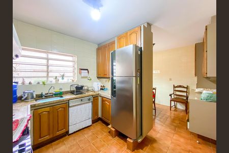 Casa à venda com 171m², 3 quartos e 2 vagas Casa à venda com 171m², 3 quartos e 2 vagasCozinha