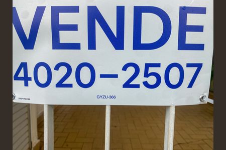 Casa à venda com 171m², 3 quartos e 2 vagas Casa à venda com 171m², 3 quartos e 2 vagasPlaquinha Cod GYZU-366