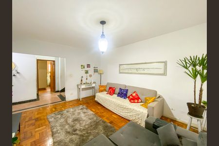 Casa à venda com 171m², 3 quartos e 2 vagas Casa à venda com 171m², 3 quartos e 2 vagasSala