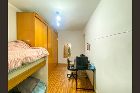 Casa à venda com 171m², 3 quartos e 2 vagas Casa à venda com 171m², 3 quartos e 2 vagasQuarto 2