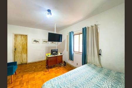 Casa à venda com 171m², 3 quartos e 2 vagas Casa à venda com 171m², 3 quartos e 2 vagasSuíte