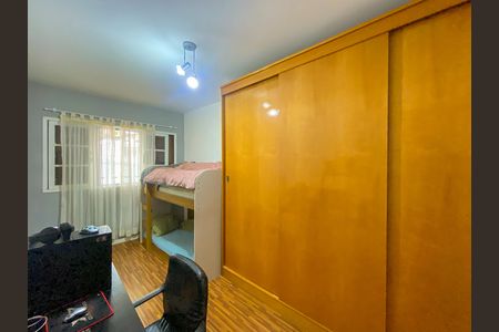 Casa à venda com 171m², 3 quartos e 2 vagas Casa à venda com 171m², 3 quartos e 2 vagasQuarto 2