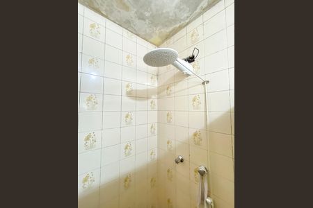 Casa à venda com 171m², 3 quartos e 2 vagas Casa à venda com 171m², 3 quartos e 2 vagasBanheiro da Suíte