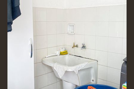 Casa à venda com 171m², 3 quartos e 2 vagas Casa à venda com 171m², 3 quartos e 2 vagasÁrea de Serviço