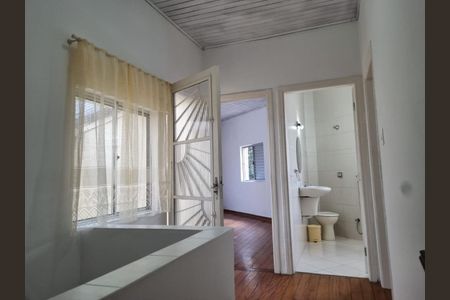Foto 04 de casa para alugar com 2 quartos, 120m² em Vila Monumento, São Paulo