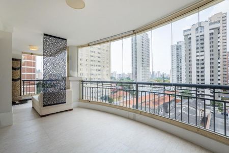 Apartamento à venda com 200m², 3 quartos e 3 vagas