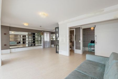 Apartamento à venda com 200m², 3 quartos e 3 vagas