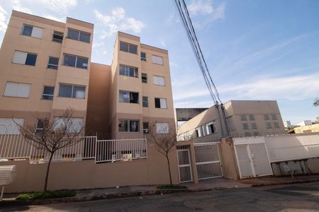 Casa para alugar com 55m², 2 quartos e 1 vaga Casa para alugar com 55m², 2 quartos e 1 vagaFachada do Prédio