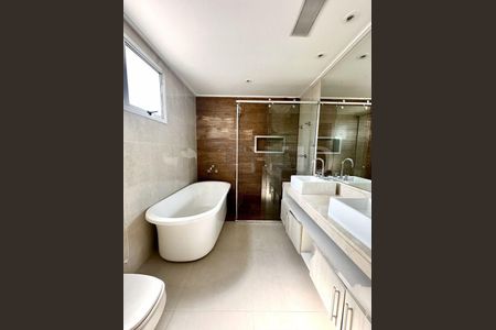 Apartamento à venda com 202m², 4 quartos e 4 vagas