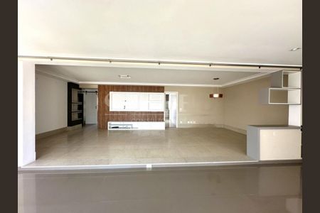 Apartamento à venda com 202m², 4 quartos e 4 vagas