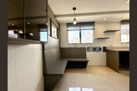 Apartamento à venda com 202m², 4 quartos e 4 vagas