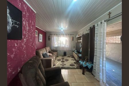 Casa à venda com 156m², 2 quartos e 2 vagasSala