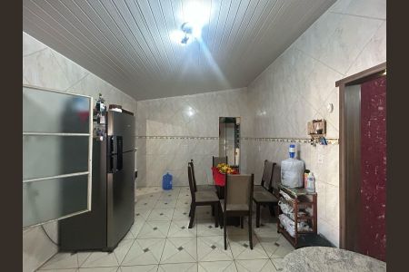 Casa à venda com 156m², 2 quartos e 2 vagasCozinha