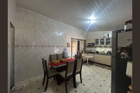 Casa à venda com 156m², 2 quartos e 2 vagasCozinha