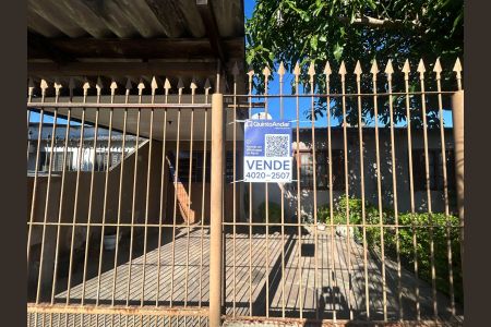 Casa à venda com 156m², 2 quartos e 2 vagasPlaca