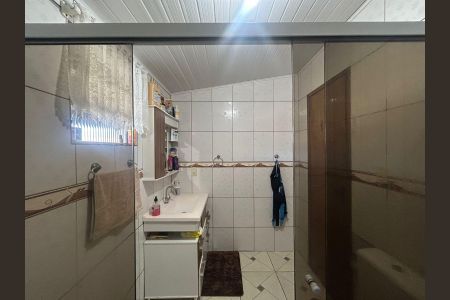 Casa à venda com 156m², 2 quartos e 2 vagasBanheiro