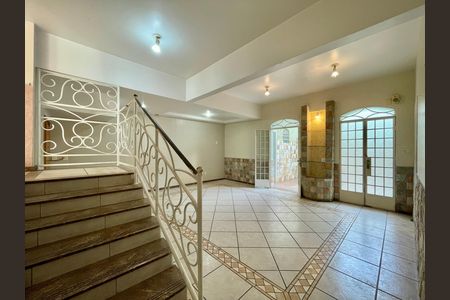 Casa para alugar com 164m², 3 quartos e 1 vaga