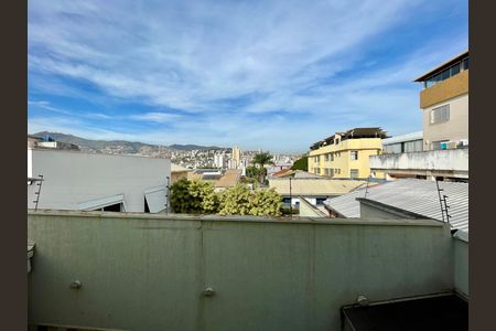 Casa para alugar com 164m², 3 quartos e 1 vaga