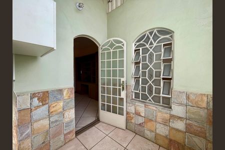 Casa para alugar com 164m², 3 quartos e 1 vaga