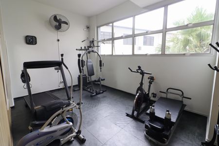 Apartamento para alugar com 64m², 2 quartos e 1 vagaÁrea comum - Academia