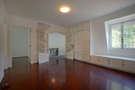 Casa à venda com 5 quartos, 760m² em Santo Amaro, São Paulo